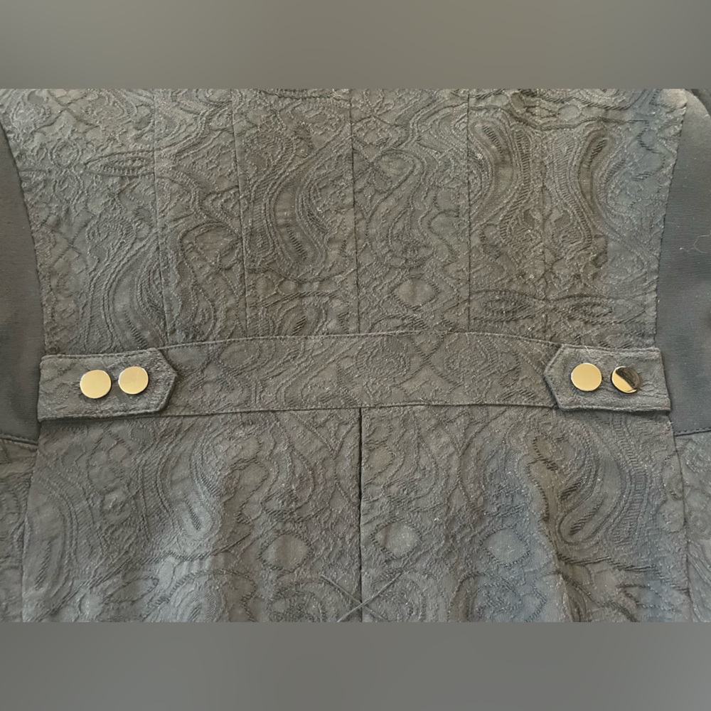 Cache Jacket. - Picture 15 of 15